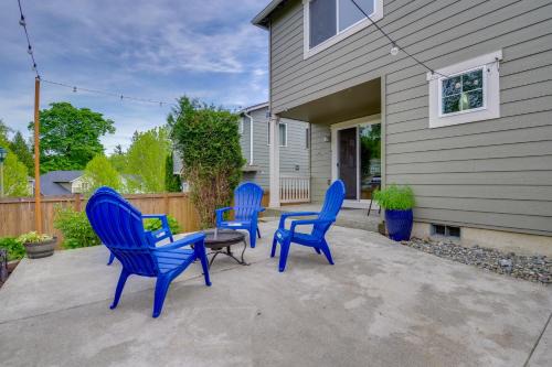 Sedro-Woolley House | Walk to Trails and Golf Sedro-Woolley Retreat!