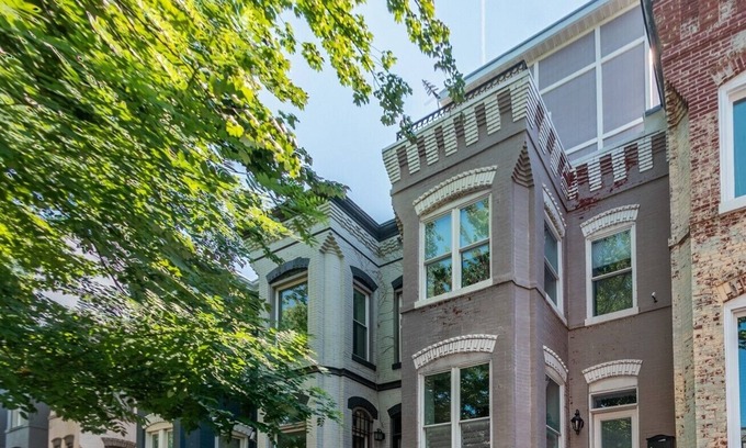 Stanton Park House | Walkable on Capitol Hill