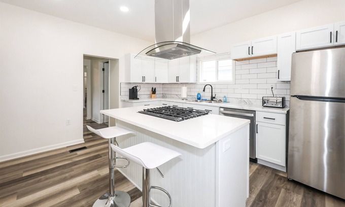 West Central House | Walkable to Downtown Ft Wayne