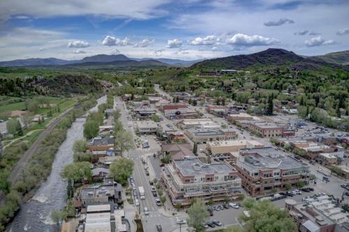 Downtown Steamboat Springs House | Walkable to Everything in Downtown Steamboat, Across Street from Yampa River, On Free Bus Route