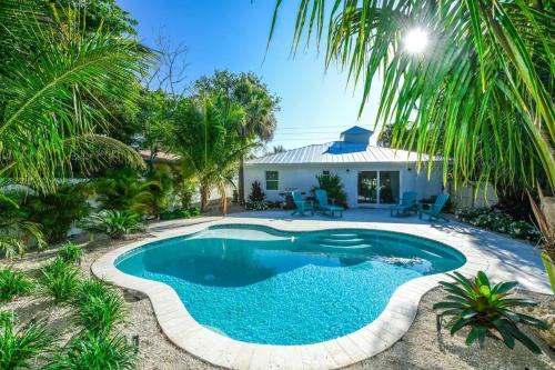 Ilexhurst House | Walking on Sunshine
