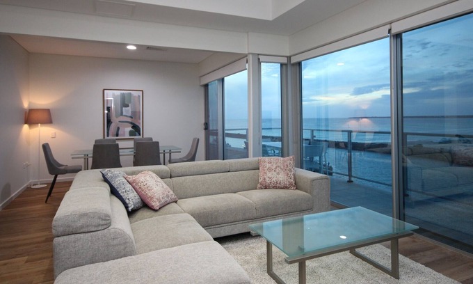 Wallaroo Apartment | Wallaroo Marina Apartments Award Winning Luxury Two-Bedroom Penthouse