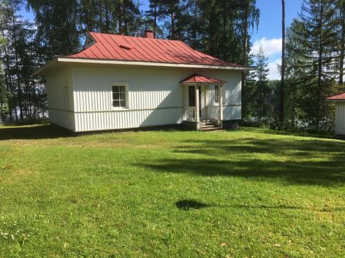 Imatra House | Wallinkoski accommodation - Rooms and Tentsile tent options next to River Vuoksi