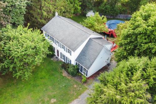 Wallkill House | Wallkill 4BR Retreat Large Yard Pet Friendly