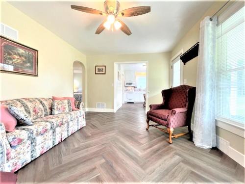 Paulding House | Walnut - Family Neighborhood, Pet Friendly