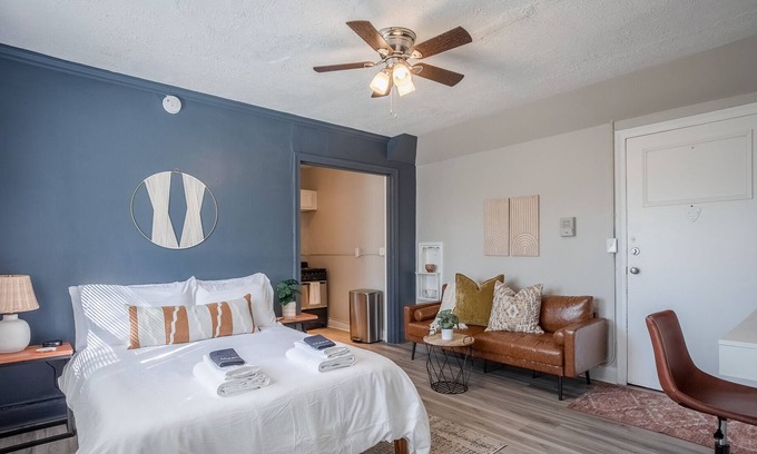 Walnut Hills Apartment | Walnut Hills-Sleeps 2