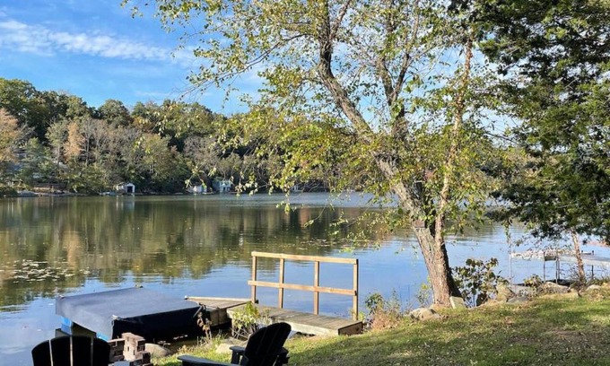 Walton Park House | Walton Lake Mountain Lodge