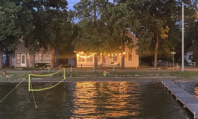 Brooklyn House | Wamplers year-round family lakefront private sandy beach beautiful sunsets