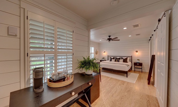Comfort House | Wanderers Retreat House
