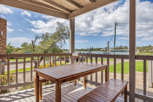 Bermagui Apartment | Wapengo Street 5, Unit 3