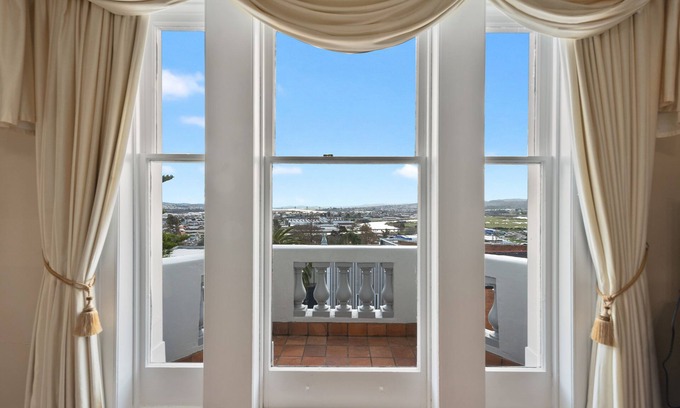 Launceston CBD House | Waratah on York