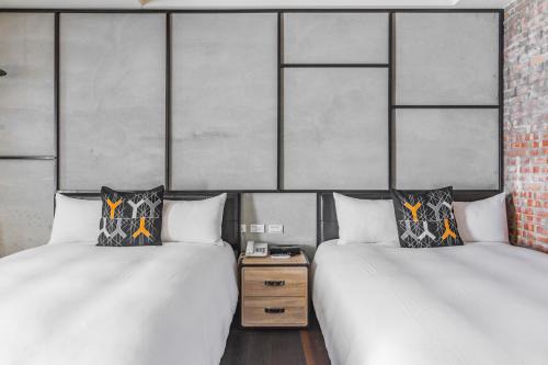 Big Beach House | Warehouse Inn
