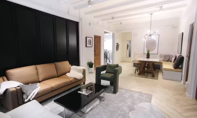 Chidlom Apartment | wari B. 3BR Penthouse -4th fl- 30 sec. to BTS