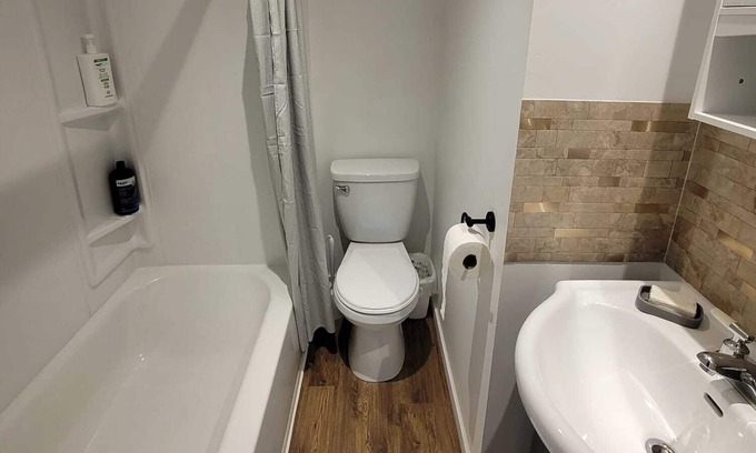 Edmundston Apartment | Warm cozy 1 bedroom apartment close to Hwy, wifi, netflix, prime, free parking