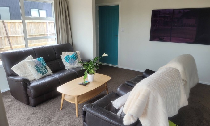 Martinborough House | Warm, new house, equipped with all you need for an enjoyable weekend away!