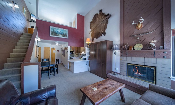 Lakeside Village Condo | Warm & Spacious condo with free shuttle & hot tub