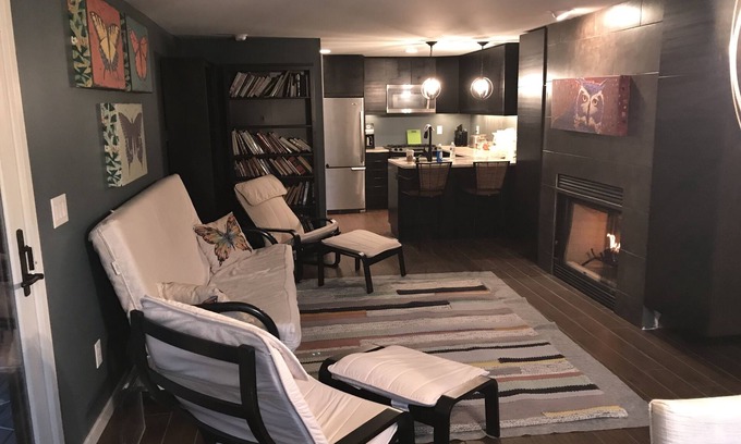 Bridgman Cabin | Warren Dunes on Lake Michigan-Hot Tub-Woodburning Fireplace-Two Bedroom/TwoBathn
