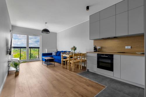 Warsaw Apartment | Warsaw Bemowo - Parking, Balcony & Workspace - by Rentujemy