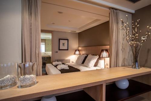 Valladolid Apartment | Washington Parquesol Suites & Hotel