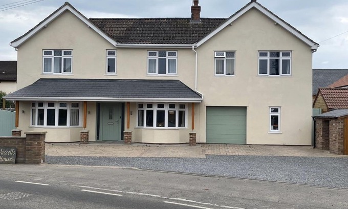 Cheddar Bed & Breakfast | Wassells House Accommodation