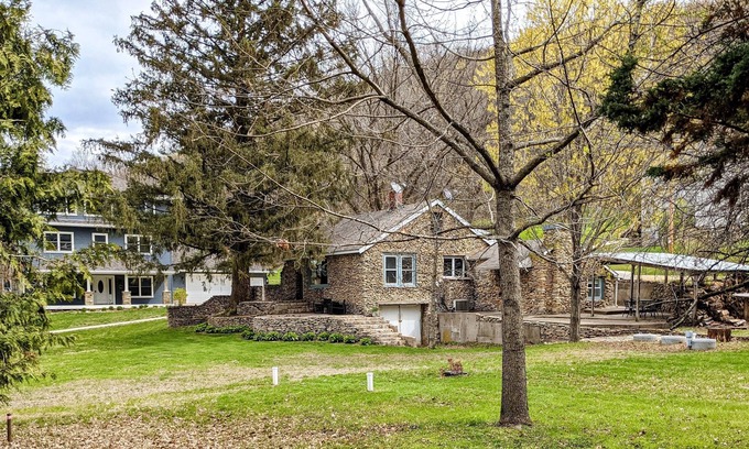 Bagley House | Watch the river flow past as the eagles soar overhead.