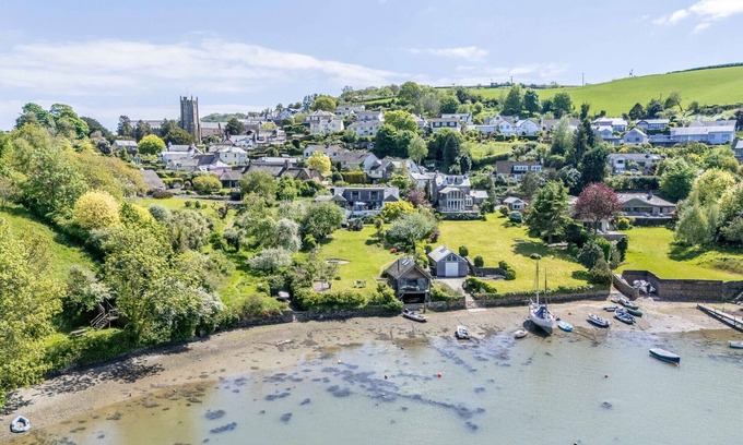 Dittisham Ski Chalet | Water Edge House & Boathouse - Swimming Pool