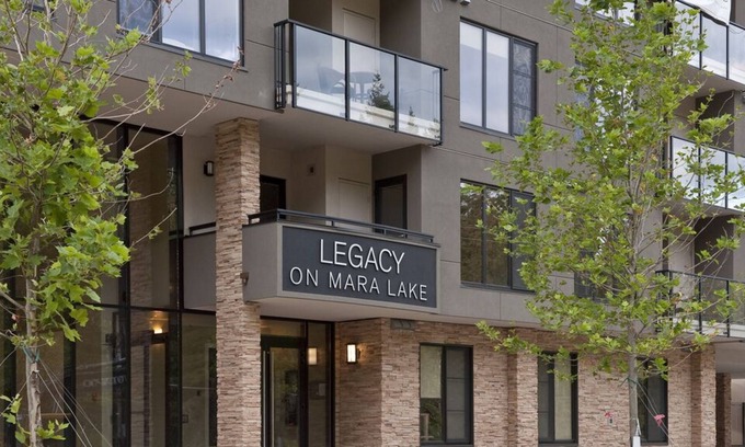 Sicamous Condo | Water Front 3 Bedroom Condo on Mara Lake with Boat Slip