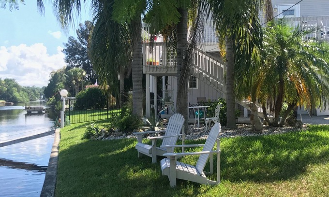 Cape Cay House | Water front house on canals to Gulf of Mexico