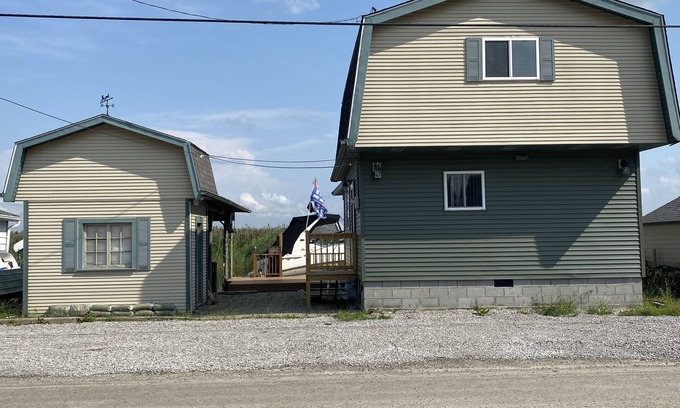 Anchorville House | Water Front Vacation Home