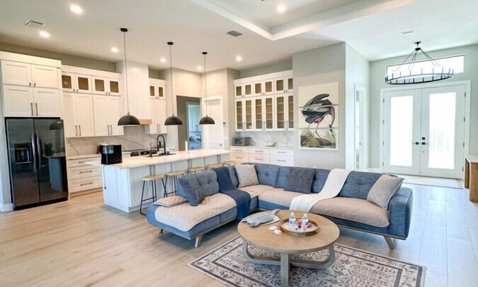 South Gulf Cove House | Water's Edge Retreat