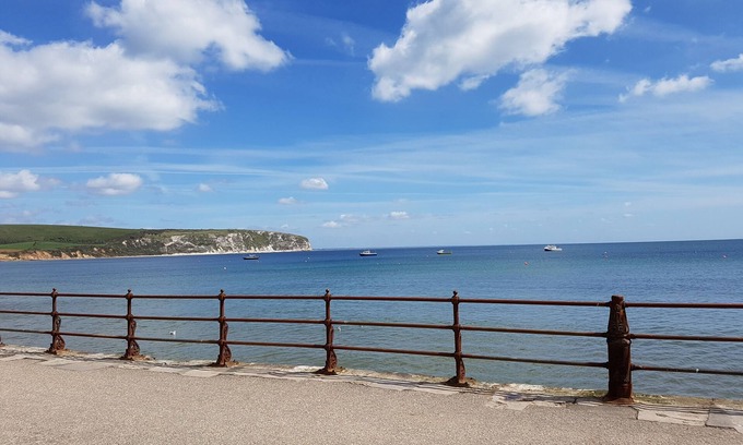 Swanage Apartment | Water's Edge - Sea Front Self Catering Apartment in the Heart of Swanage