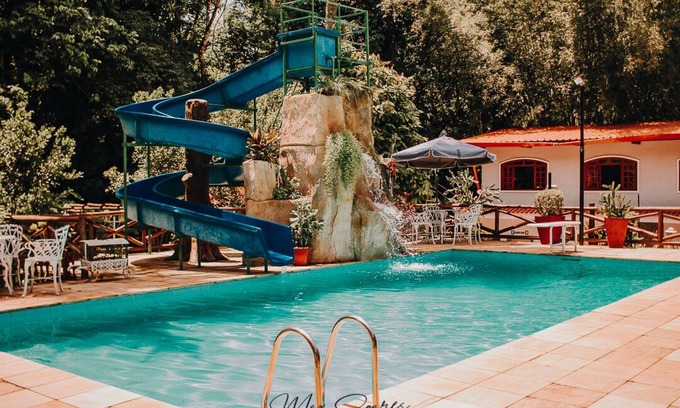Guapimirim House | Water slide site! With full board option!