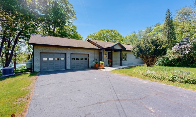 Harpswell House | Water-view retreat with beach access, deck, grill, EV charger & lawn games