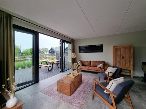 Balk House | Water Villa in Balk with Private Jetty, cleaning included