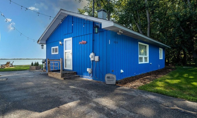 Spring Grove Cottage | Waterfront 2BR Nautical Cottage on Grass Lake - Hot Tub, Firepit & Year-Round Fun