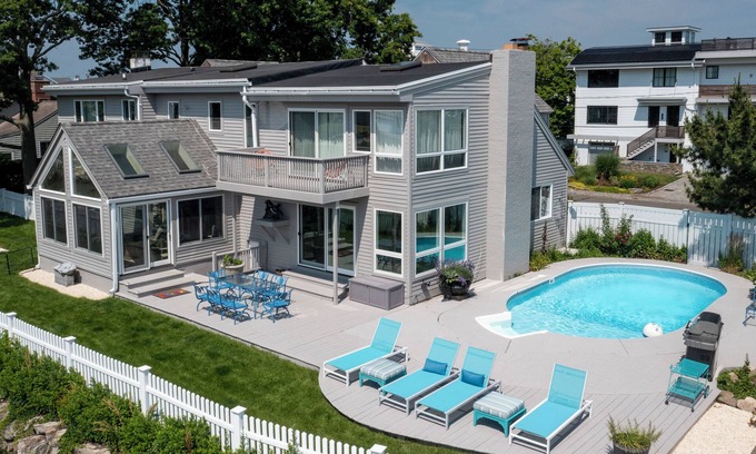 Westport House | Waterfront 4 bedroom Home with Pool-Your Oasis