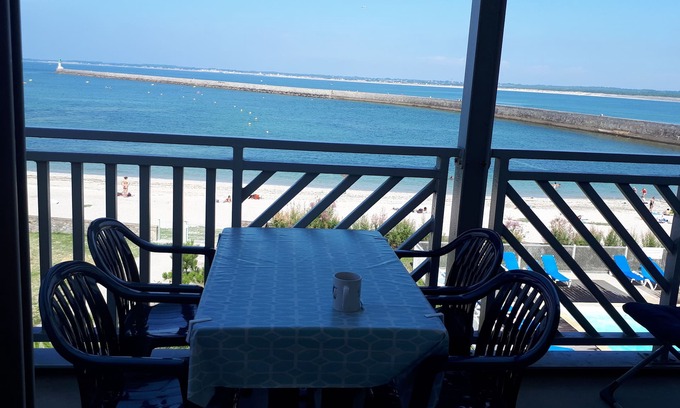 Le Croisic Apartment | WATERFRONT APARTMENT LE CROISIC FACE MER 1ERE LIGNE