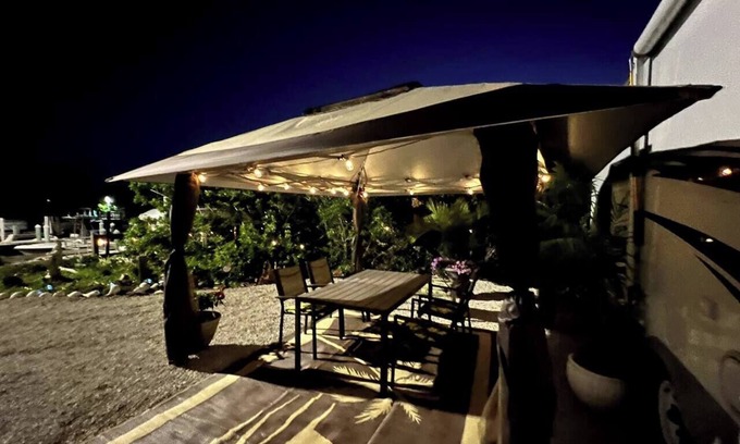 Palmetto House | Waterfront Bliss Kayaks Fishing & Crabbing - Dock Your Boat