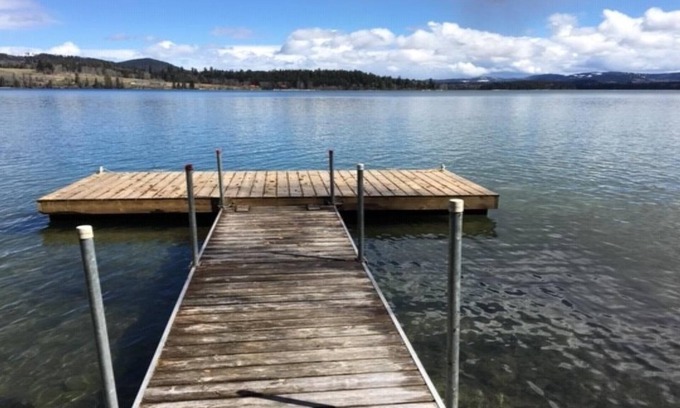 Bridge Lake Cabin | Waterfront