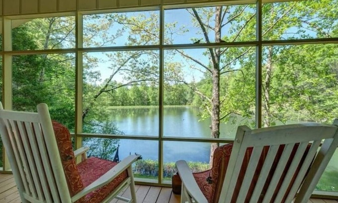 Murphy Cabin | Waterfront cabin in the mountains. Peaceful, relaxing setting.