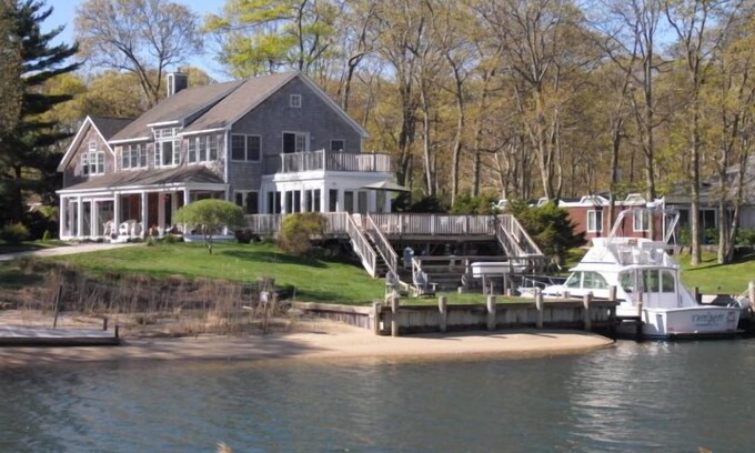 Silver Beach House | Waterfront Charmer with boat slip on idyllic Shelter Island for summer rental