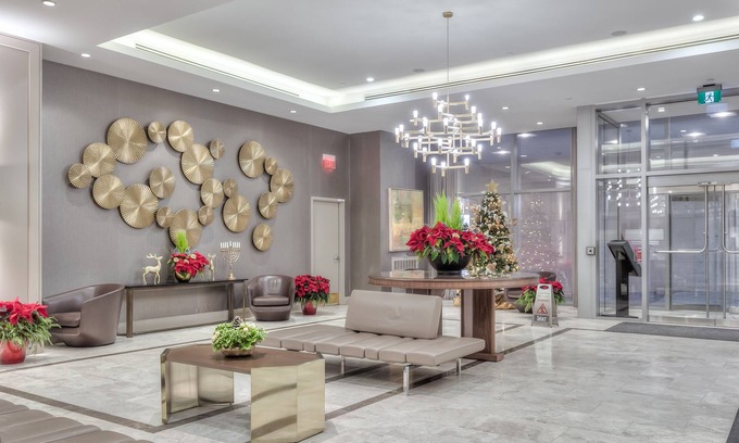 Deer Park Apartment | Waterfront Clair Avenue