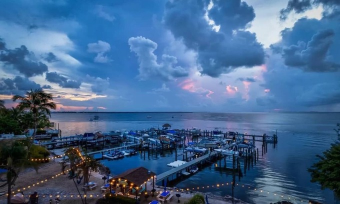 Key Largo Condo | Waterfront Community in Key Largo, Florida - Moon Bay Condo A210 Sunsets