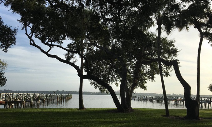 Siesta Key Condo | Waterfront Condo on Intracoastal Waterway; Private Beach on Gulf