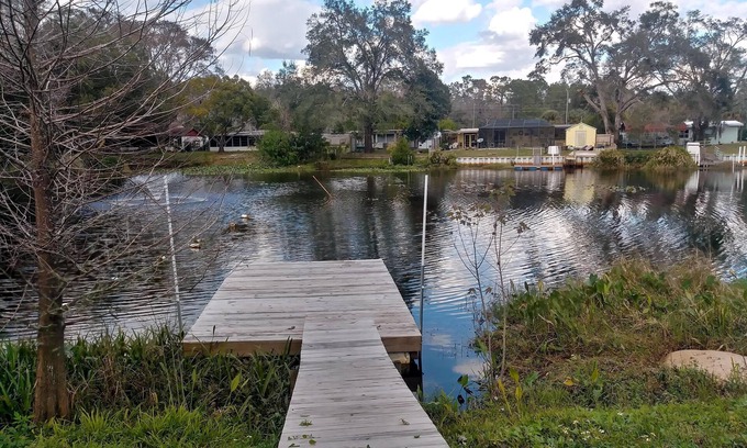 Weeki Wachee Gardens House | WATERFRONT COTTAGE w/ACCESS TO WEEKI WACHEE RIVER & GULF FRESHLY REMODELED!