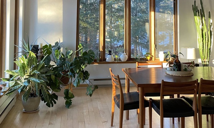Rawdon House | Waterfront cottage with panoramic view