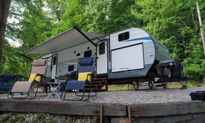 Westview House | Waterfront, cozy 2-bedroom camper on Rough River Lake