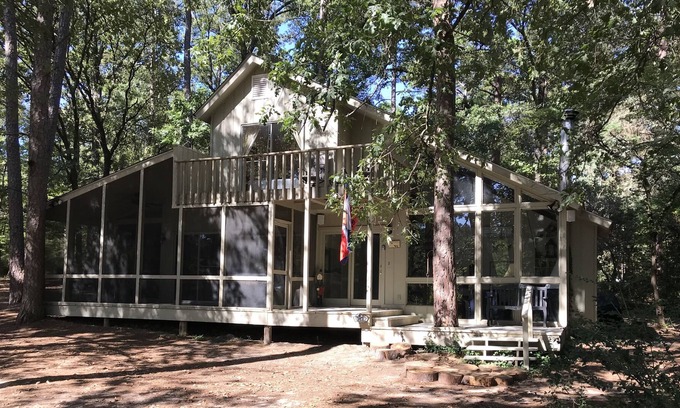 Holly Lake Ranch House | Waterfront, Dock, Game Room, Swimming, Golf, Pickleball, Putt Putt...