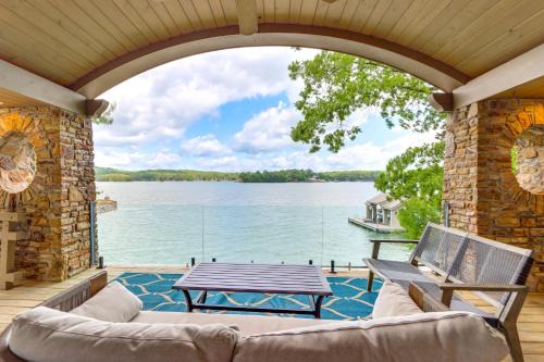 Blue Ridge House | Waterfront Escape on Blue Ridge Lake with Dock!