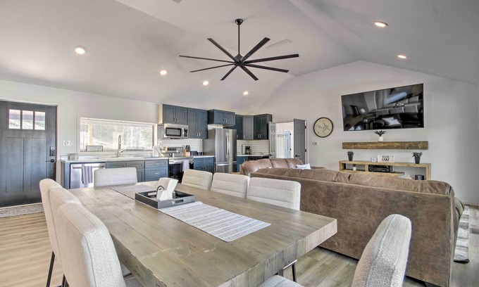 Gravois Mills House | Waterfront Escape: Ozarks Home + Guest House!